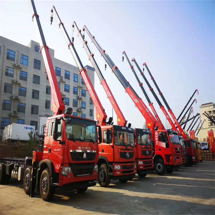 南京溧水租专业吊车电话