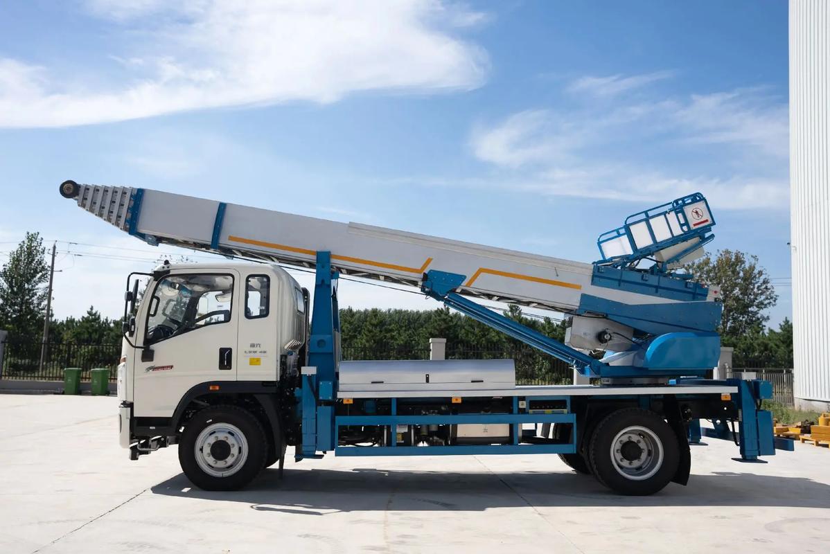 南京溧水云梯上料车租赁费用