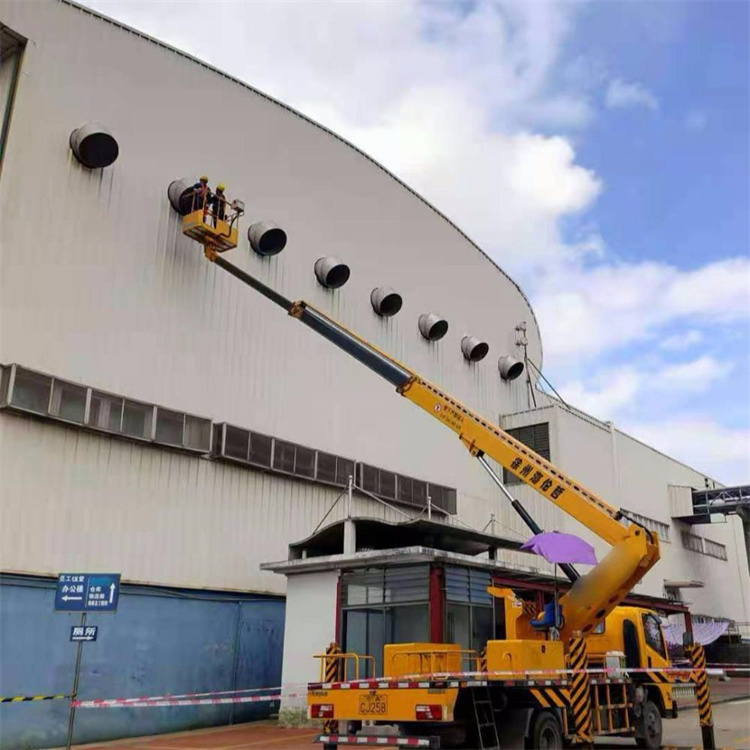 南京溧水高空作业车出租服务：专业广告牌安装解决方案